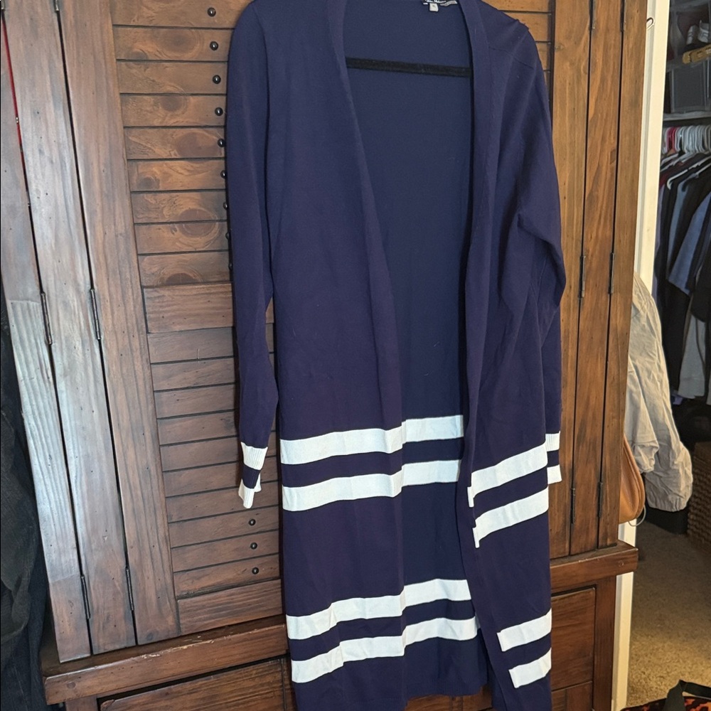 Elegant Navy and White Striped open front Cardigan.